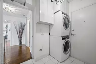 4350 N Broadway St, Chicago, IL 60613 - Photo 36