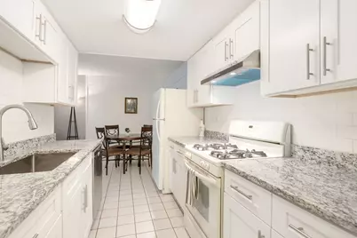512 Redondo Drive #110, Downers Grove, IL 60516 - Photo 8
