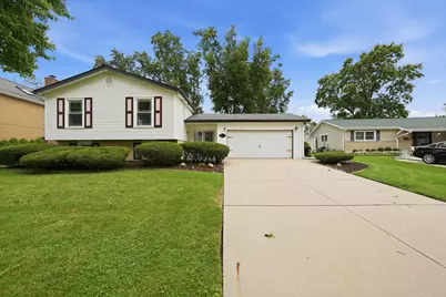 1025 Belair Drive, Darien, IL 60561 - Photo 1