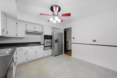 1025 Belair Drive, Darien, IL 60561 - Photo 16