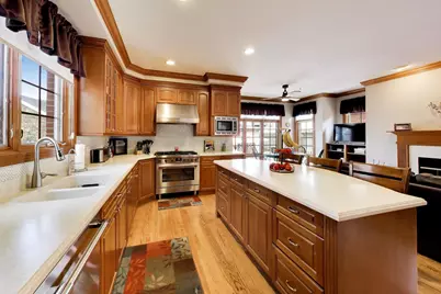 5837 N Virginia Avenue, Chicago, IL 60659 - Photo 10