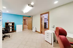 5837 N Virginia Ave, Chicago, IL 60659 - Photo 34