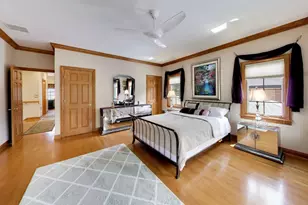 5837 N Virginia Ave, Chicago, IL 60659 - Photo 18