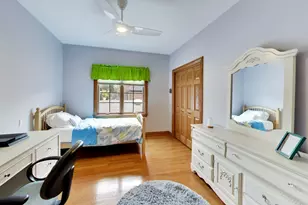 5837 N Virginia Ave, Chicago, IL 60659 - Photo 22