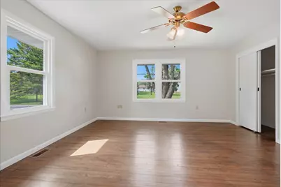 1000 E Jefferson Street, Clifton, IL 61727 - Photo 6