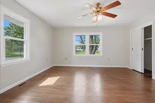 1000 E Jefferson St, Clifton, IL 61727 - Photo 6