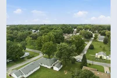 1000 E Jefferson Street, Clifton, IL 61727 - Photo 32