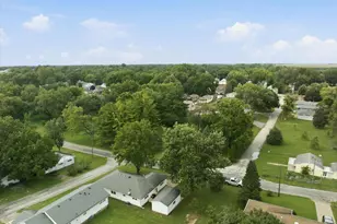 1000 E Jefferson St, Clifton, IL 61727 - Photo 32