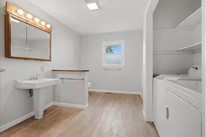 1000 E Jefferson Street, Clifton, IL 61727 - Photo 10