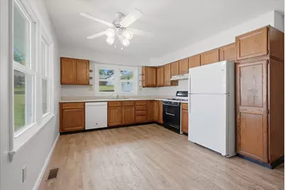 1000 E Jefferson Street, Clifton, IL 61727 - Photo 14