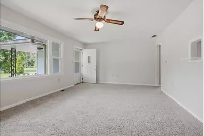 1000 E Jefferson Street, Clifton, IL 61727 - Photo 22