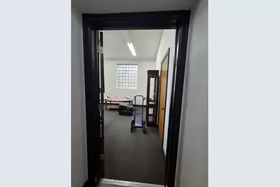 105 W Lincoln Highway #4, Dekalb, IL 60115 - Photo 2