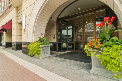 77 S Evergreen Avenue #401, Arlington Heights, IL 60005 - Photo 2