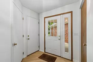 2007 N Coldspring Rd, Arlington Heights, IL 60004 - Photo 4
