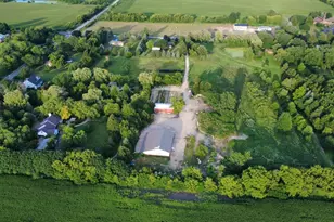 47W975 Lenschow Rd, Hampshire, IL 60140 - Photo 8