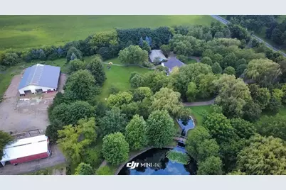 47W975 Lenschow Road, Hampshire, IL 60140 - Photo 2