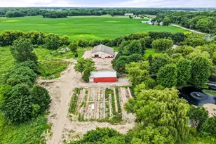 47W975 Lenschow Rd, Hampshire, IL 60140 - Photo 4