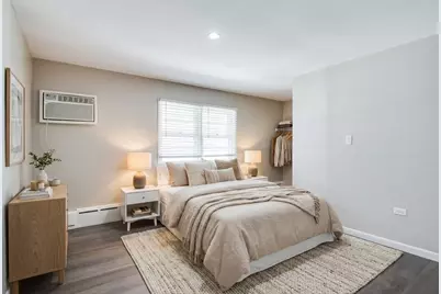 1427 N May Street, Joliet, IL 60435 - Photo 4
