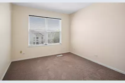 946 Cynthia Lane, Lake in the Hills, IL 60156 - Photo 12