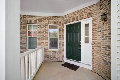 946 Cynthia Lane, Lake in the Hills, IL 60156 - Photo 2