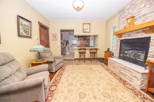 811 Farragut Pl, Joliet, IL 60435 - Photo 8