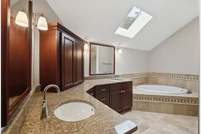 2528 Sun Valley Road, Lisle, IL 60532 - Photo 30