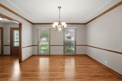 2528 Sun Valley Road, Lisle, IL 60532 - Photo 8