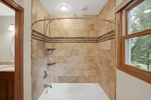 2528 Sun Valley Rd, Lisle, IL 60532 - Photo 44