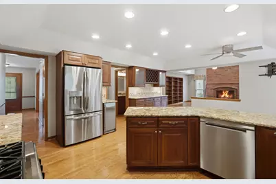 2528 Sun Valley Road, Lisle, IL 60532 - Photo 14