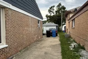 8132 S Kilbourn Ave, Chicago, IL 60652 - Photo 8