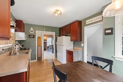 822 N Madison Street, Woodstock, IL 60098 - Photo 10