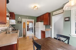 822 N Madison St, Woodstock, IL 60098 - Photo 10