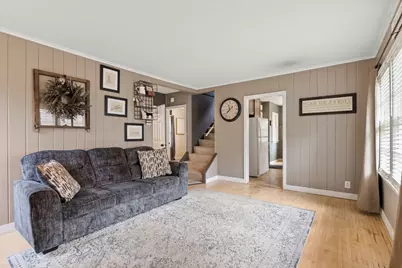 822 N Madison Street, Woodstock, IL 60098 - Photo 4
