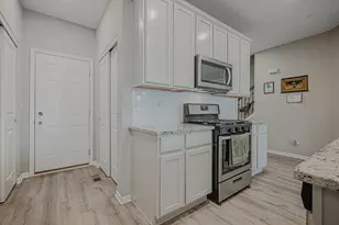164 Roslyn Pl, Bloomingdale, IL 60108 - Photo 10