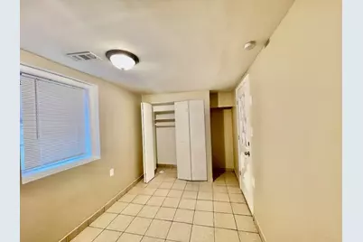 2227 W 19th Street #COACH, Chicago, IL 60608 - Photo 6