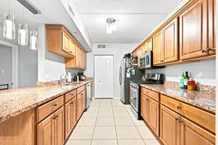 9400 S 79th Ave, Hickory Hills, IL 60457 - Photo 10