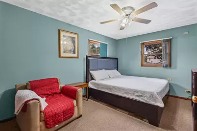 3245 Gilboa Avenue, Zion, IL 60099 - Photo 12