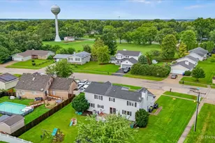 45 N Aspen Dr, Cortland, IL 60112 - Photo 34