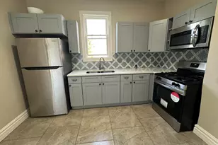 1522 E 71st Pl, Chicago, IL 60619 - Photo 8
