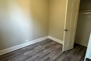 1522 E 71st Pl, Chicago, IL 60619 - Photo 4