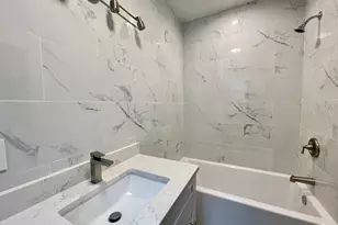4853 W Augusta Blvd, Chicago, IL 60651 - Photo 14