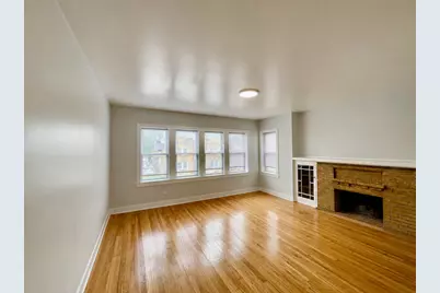 4853 W Augusta Boulevard #2, Chicago, IL 60651 - Photo 2