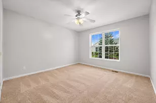 13215 Oakwood Ave, Huntley, IL 60142 - Photo 20