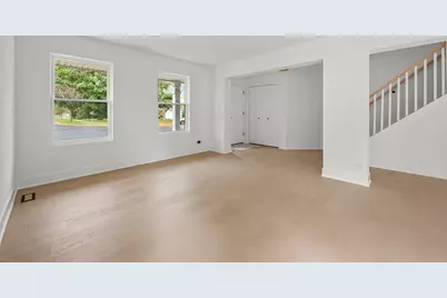 12445 Falcon Drive, Plainfield, IL 60585 - Photo 6