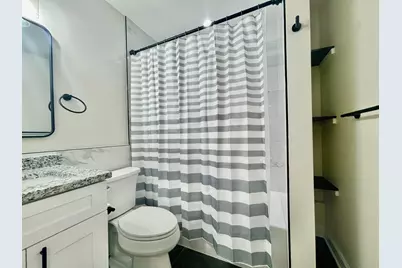 4845 N Kostner Avenue #B, Chicago, IL 60630 - Photo 18