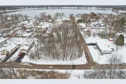 22771 Lake Park Avenue, Round Lake Beach, IL 60073 - Photo 8