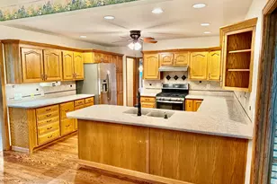 1223 Vantage Ln, Bourbonnais, IL 60914 - Photo 4