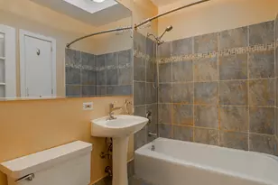 754 W California Terrace, Chicago, IL 60657 - Photo 18