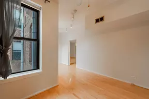 754 W California Terrace, Chicago, IL 60657 - Photo 6