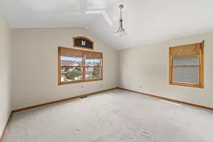 10930 Jodan Dr, Oak Lawn, IL 60453 - Photo 16